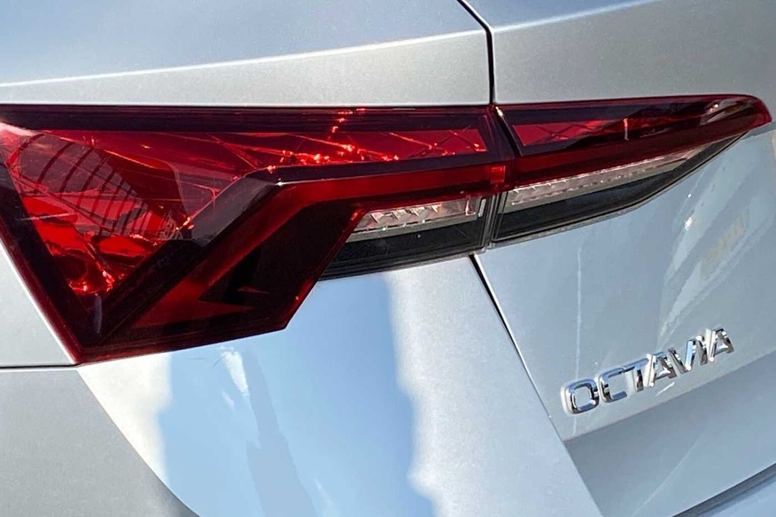 SKODA Octavia Estate SE Technology 1.0 TSI e-TEC 110 PS DSG